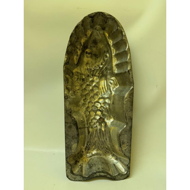 American Antique Kreamer Tin Fish Mold – 12" Early 20th Century Americana Kitchen Decor For Sale - Image 3 of 11
