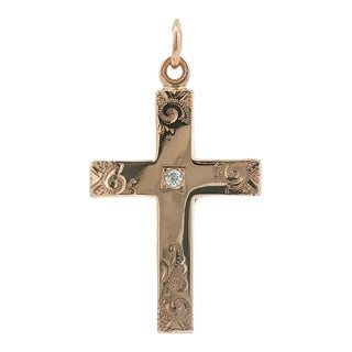 Late 19th Century Victorian 9k Rose Gold Engraved Cross With a Center Diamond For Sale