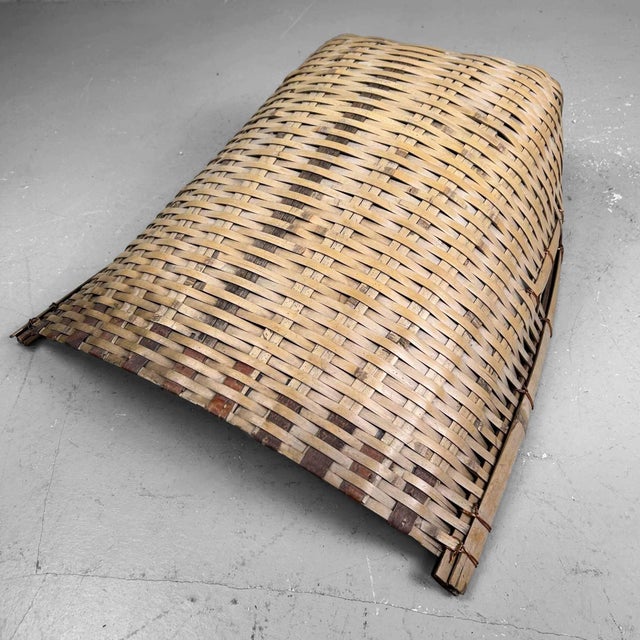 Shōwa Japanese Furuimi Woven Harvest Basket, 1980s For Sale - Image 9 of 12