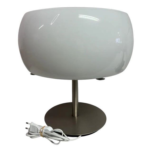 Mid-Century Modern Italian Table Lamp by Vico Magistretti for Artemide, 1960s For Sale