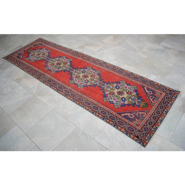 1970s Vintage Turkish Hand-Knotted Short Runner Rug Hallway Decor - 2′10″ × 9′6″ For Sale - Image 5 of 13