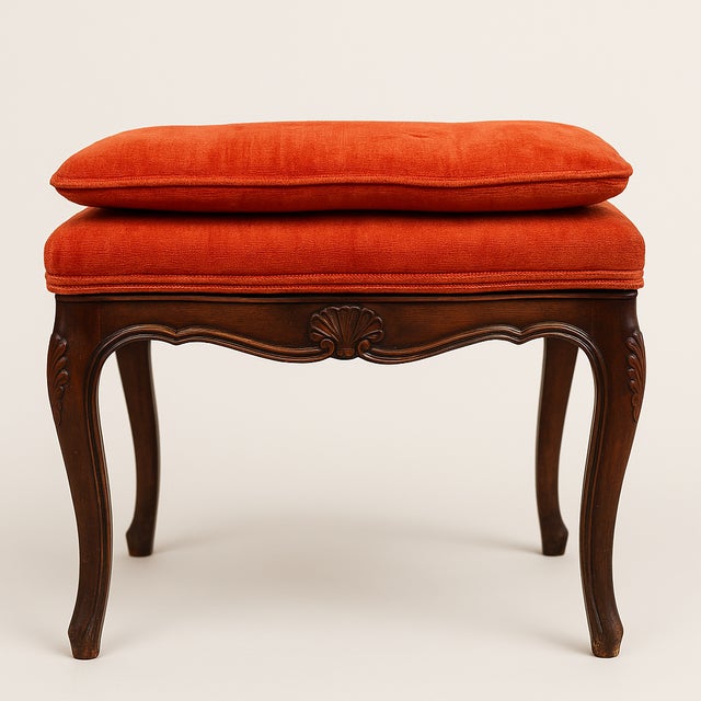 Kindel Furniture Mid 20th Century Pair of Kindel French Provincial Carved Footstools With Burnt Orange Upholstery For Sale - Image 4 of 9