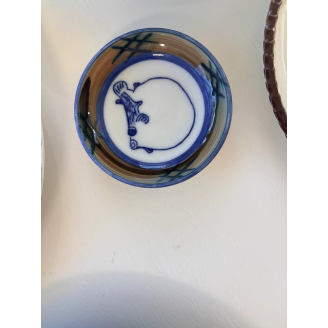 Olive and Navy Blue Chinoiserie Flowers and Borders Wall Plate Curation-Set of 9 For Sale - Image 10 of 13