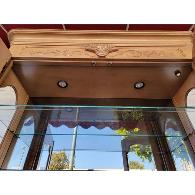 1970s Vintage French Style Wood China Cabinet. For Sale - Image 11 of 18