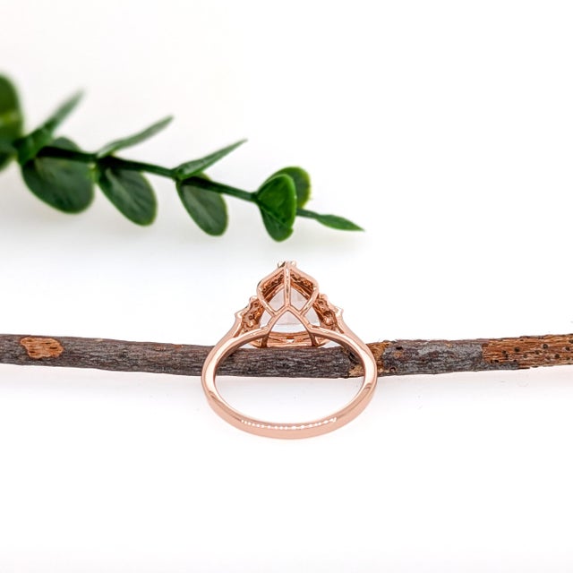 2020s 2 Carat Morganite Ring W Earth Mined Diamonds in Solid 14k Gold | Tr 9mm, Size 6.75 For Sale - Image 5 of 6