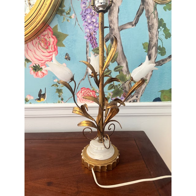 Mid 20th Century Hollywood Regency Alabaster Gilt Tole Table Lamp For Sale - Image 10 of 12