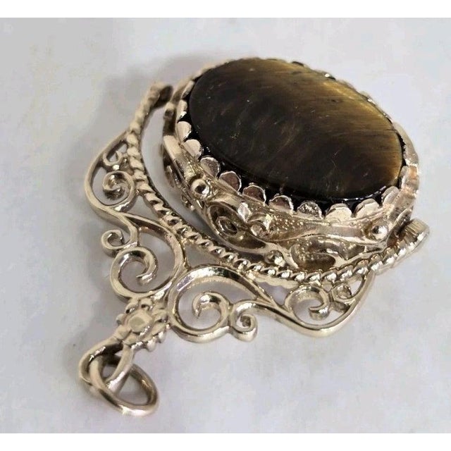 Metal Vintage 9ct Yellow Gold, Tigers Eye, and Black Onyx Fob Pendant, London, 1970 For Sale - Image 7 of 11