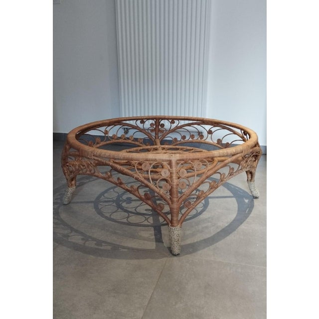 1960s Large French Riviera Style Peacock Coffee Table in Rattan, Bamboo and Glass, 1970s For Sale - Image 5 of 18