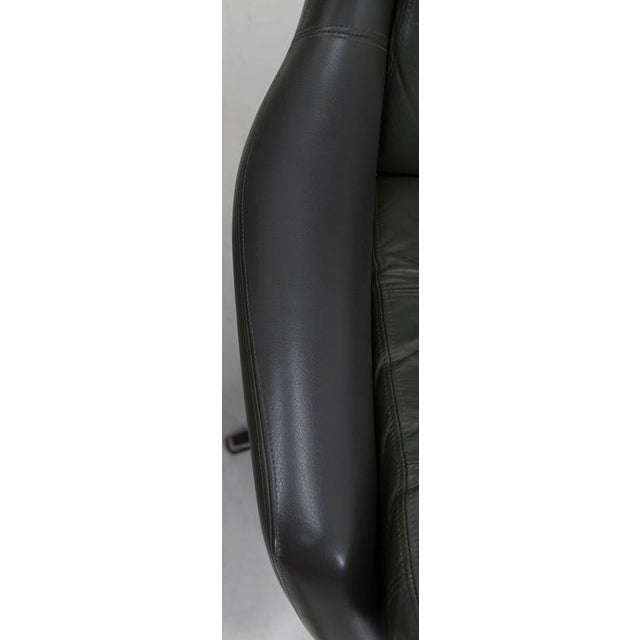 Mid-Century Modern Swivel Rocking Chair, 1970s For Sale - Image 10 of 12