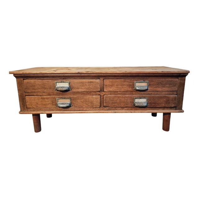 Antique French Oak and Pine Chest of 4 Drawers, 1900s For Sale