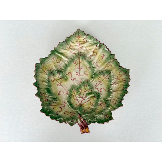 Green Faianças Belo Portugal Majolica Geranium Leaf Dishes, Set of 3 For Sale - Image 8 of 18