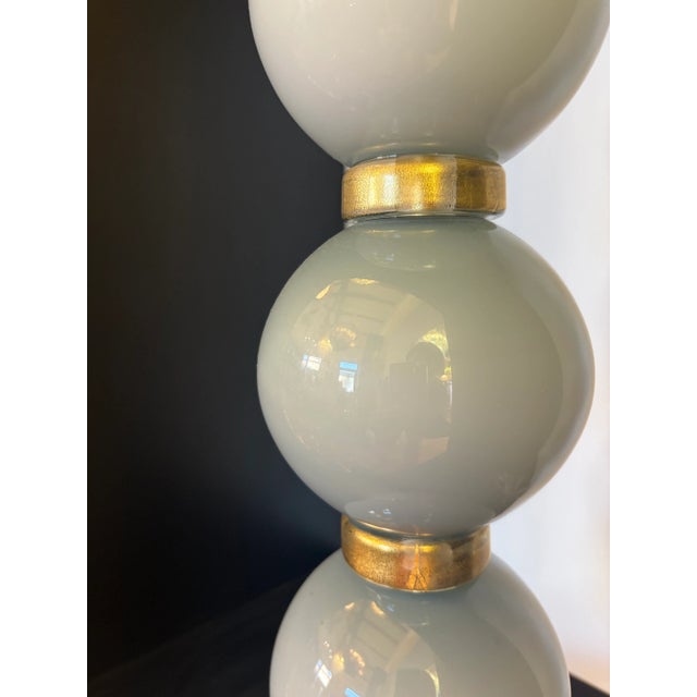 Elegant Pair of Murano Glass & Brass Table Lamps – Gray Spheres With 24k Gold, Murano For Sale In Los Angeles - Image 6 of 6
