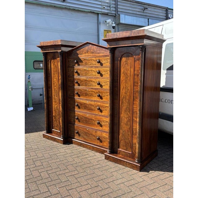 Large William IV Mahogany Chest of Drawers and Cupboards For Sale - Image 5 of 13