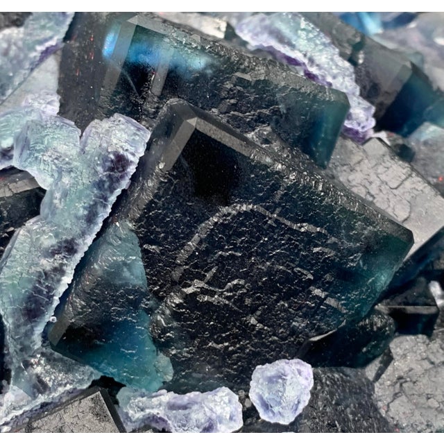 Contemporary Dark Blue Cubic Fluorite Sculpture by Stillmantle For Sale - Image 3 of 4
