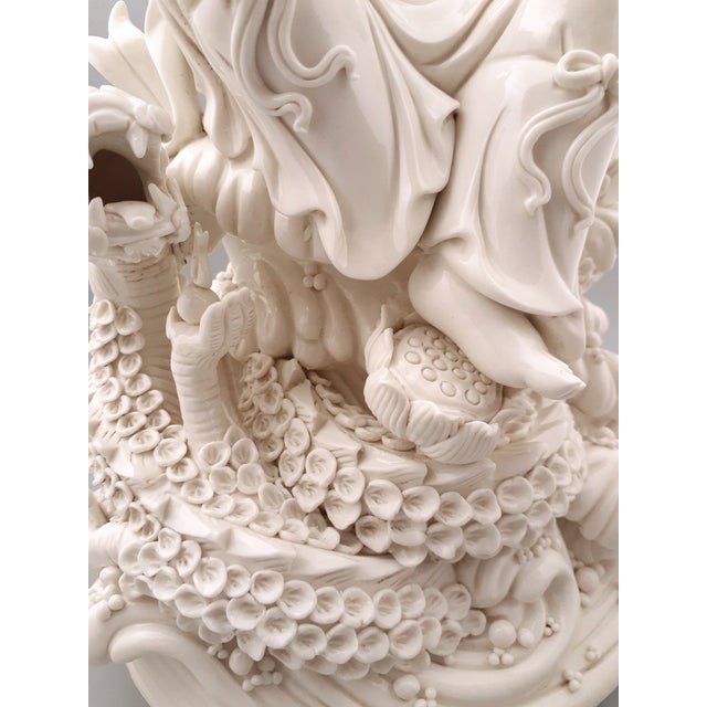 Chinese DeHua Porcelain Seated Kuan Yin on a Dragon Throne For Sale - Image 13 of 17