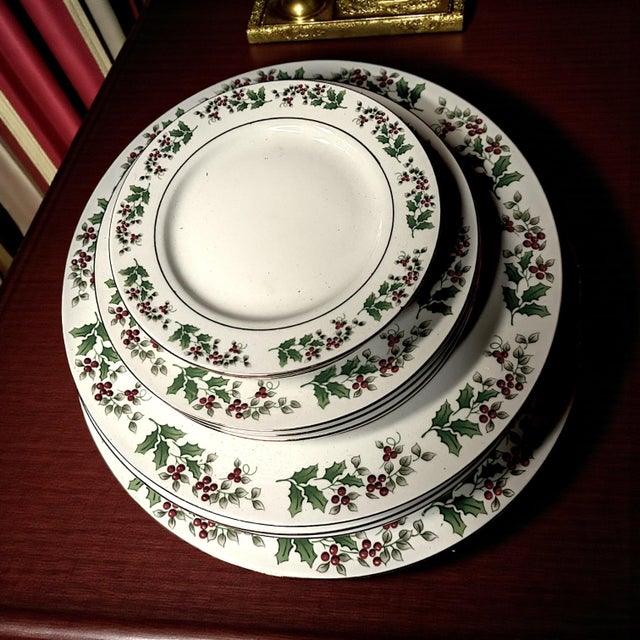 Gibson Holiday Charm Holly Berry Dinnerware Place Setting for 4 - Set of 33 Pieces For Sale In Palm Springs - Image 6 of 17