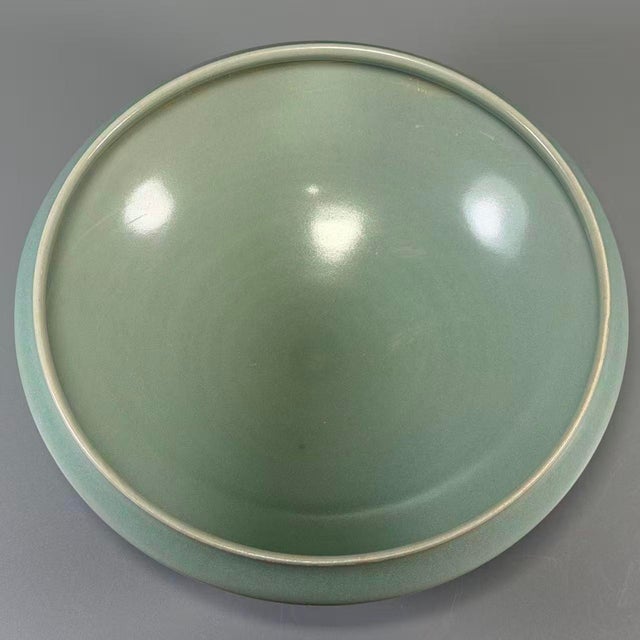 Chinese Longquan Celadon‑Glazed Shallow Bowl Decorative Vessel For Sale - Image 3 of 5