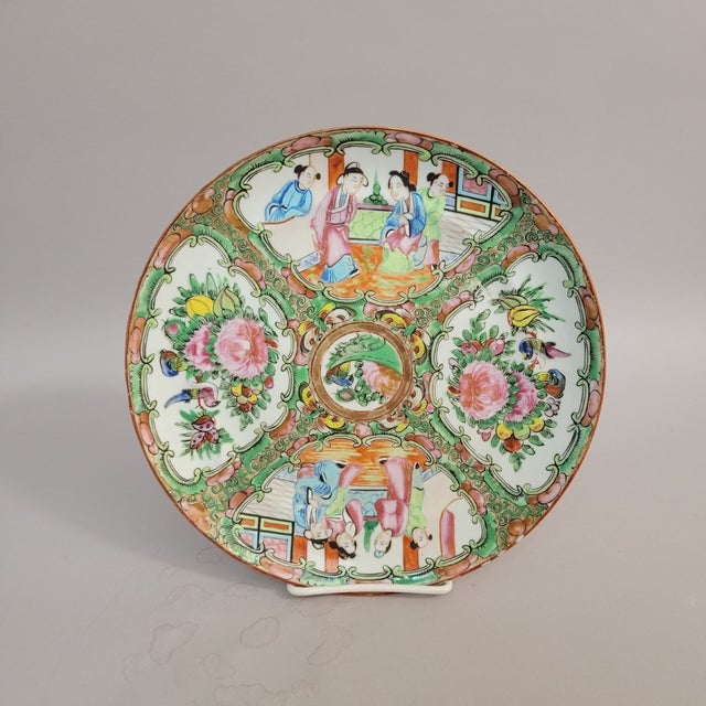 Antique 9.8" Chinese Export Rose Medallion Porcelain Plate, C. 1860–1880 For Sale - Image 4 of 5