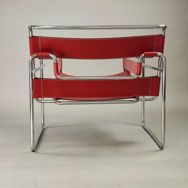 1960s Wassilly Chair in Red Leather by Marcel Breuer for Gavina, 1960s For Sale - Image 5 of 11