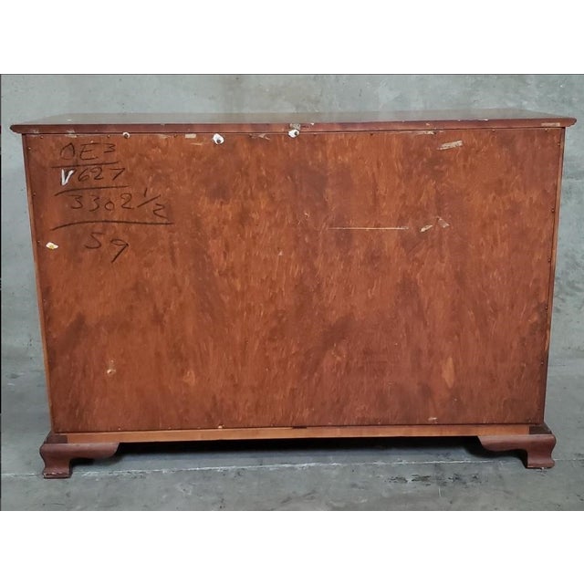 1970s Vintage L. & J. G. Stickley Brown Double Dresser Georgian Cherry Wood For Sale - Image 5 of 5