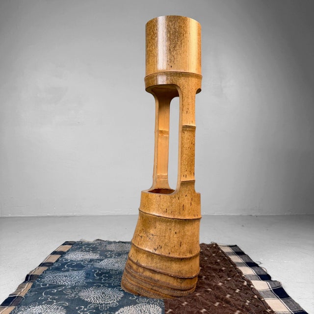 Brown Bamboo Ikebana Stand with Ni-Ju-Giri Vase, 1930s For Sale - Image 8 of 15