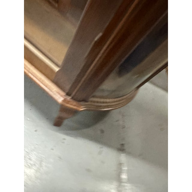 A 1920's American Antique Oak Wood & Glass Curio Display Cabinet For Sale - Image 9 of 10