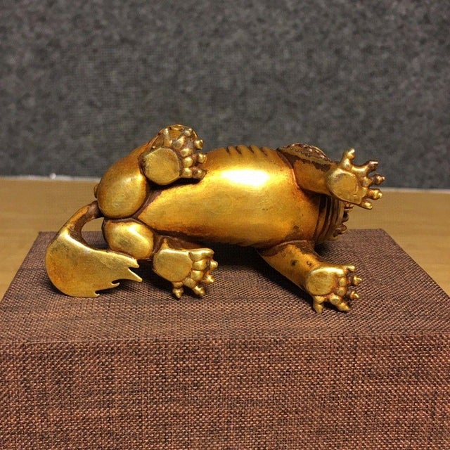 Vintage Gilt Copper Figure of Diting – Mythical Beast Statue For Sale - Image 9 of 9