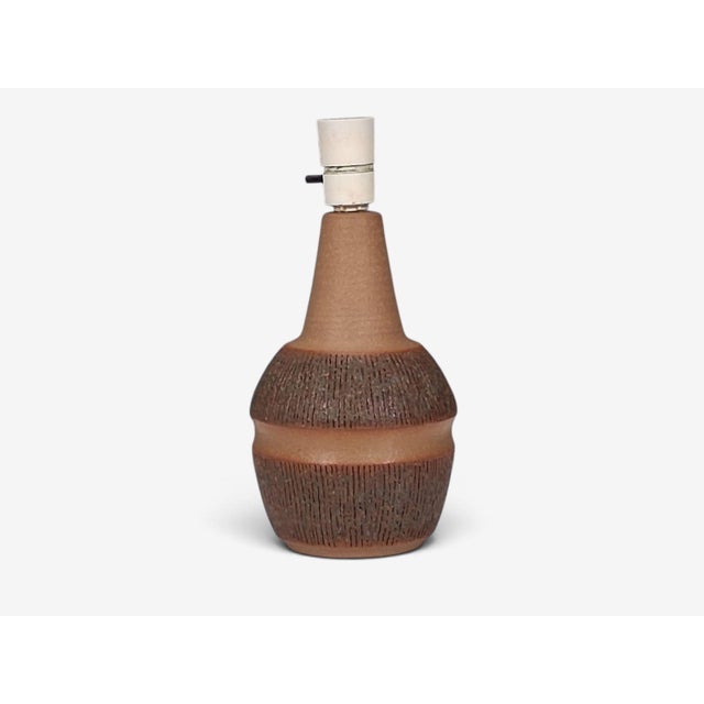 1960s 1960s Einar Johansen, Large Table Lamp, Brown Stoneware For Sale - Image 5 of 11
