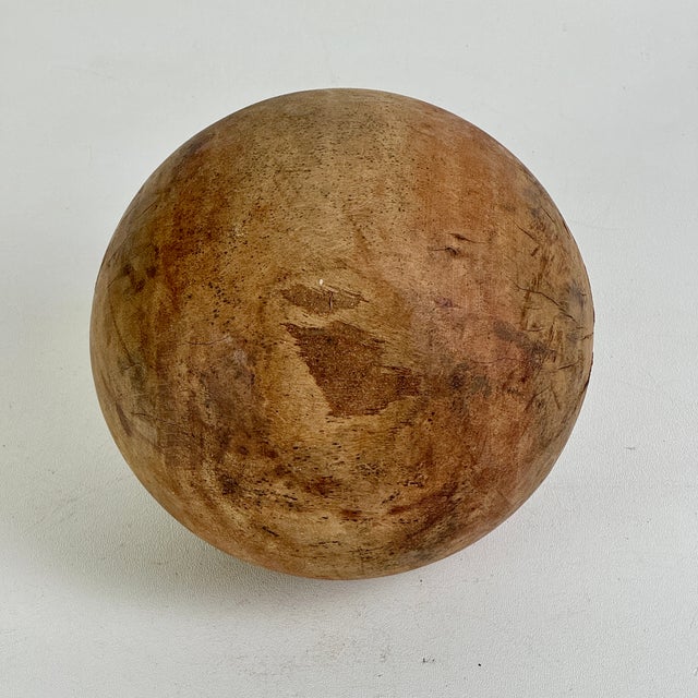 Set of 3 Large Vintage Turned Wood Balls in 3 Sizes Circa Mid Century Modern, Sculptural Objects For Sale - Image 18 of 18