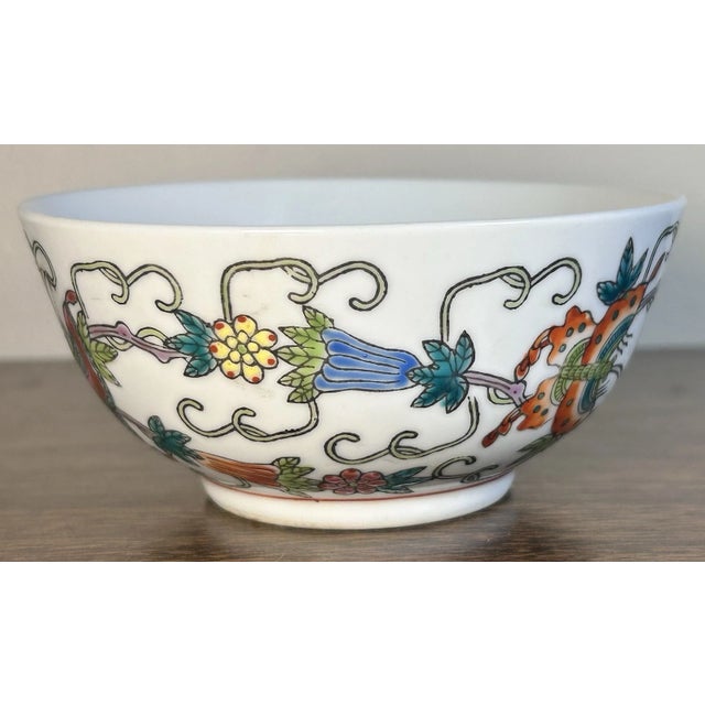 Vintage 1980’s Chinese Export Porcelain Floral Vine/Butterfly Motifs Tea Bowl For Sale - Image 4 of 6
