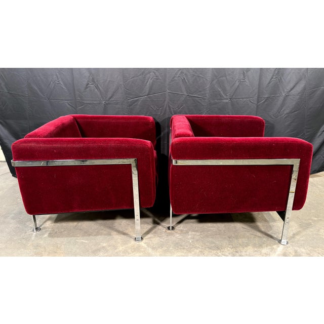 Stendig Mid-Century Modern Cube Lounge Chairs in Burgundy Mohair Velvet and Chrome, Robert Hausmann for De Sede Style - A Pair For Sale - Image 15 of 16