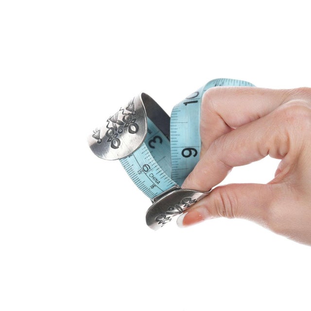 Metal c1930's 6.5" Navao Stamped silver wide bracelet For Sale - Image 7 of 10