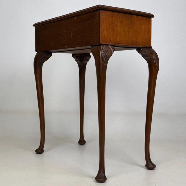 Antique Early 20th Century English Edwardian Figured Walnut Side Table For Sale - Image 6 of 12