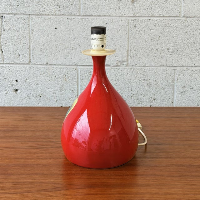 Vintage Danish Modern Bjørn Wiinblad Rosenthal Red Ceramic Table Lamps - Pair For Sale In New York - Image 6 of 10