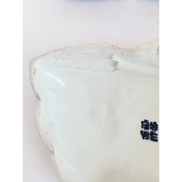 Antique Japanese Imari Porcelain Butterfly Box For Sale - Image 12 of 12