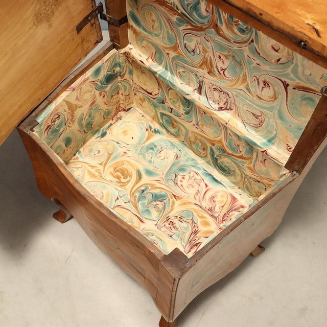 Brown Barocchetto Cabinet in Walnut with Burl Inlays For Sale - Image 8 of 12