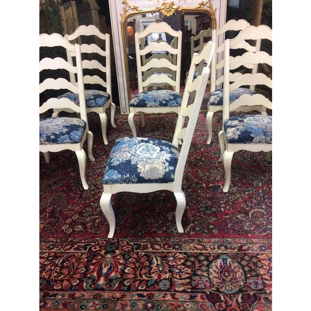 Off-white Vintage Ladder Back Chairs, Ethan Allen Furniture, Set of Six For Sale - Image 8 of 8