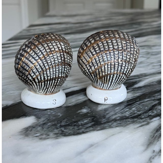 Glass Mid 20th Century Made in Japan Shell Motif Salt & Pepper - Set of 2 For Sale - Image 7 of 16
