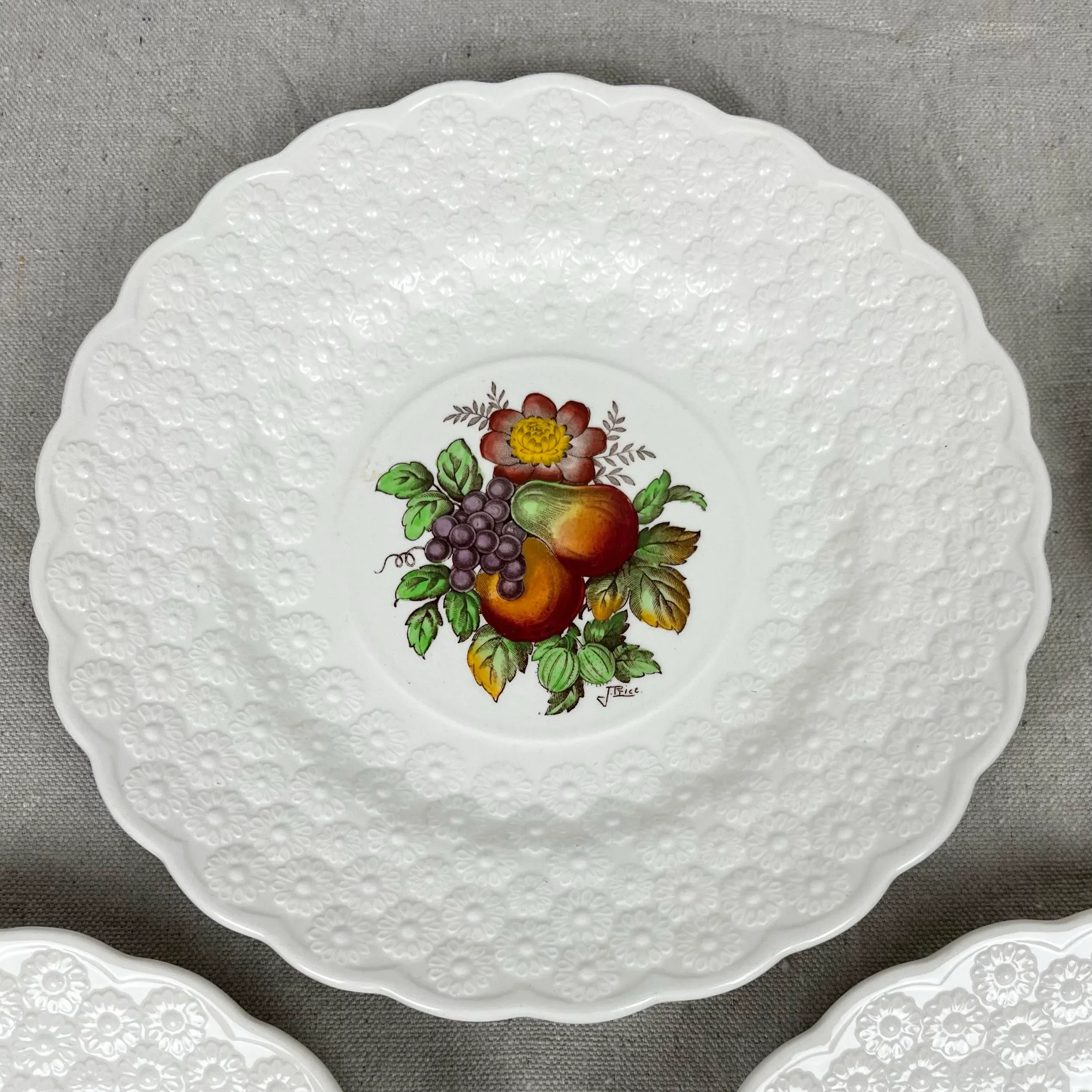 Vintage Spode Alden Daisy Fruit Luncheon Plates- Set of 8 | Chairish
