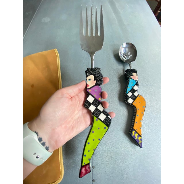1980s Memphis Style Figural Ceramic Handle Salad Servers – A Pair For Sale - Image 9 of 10