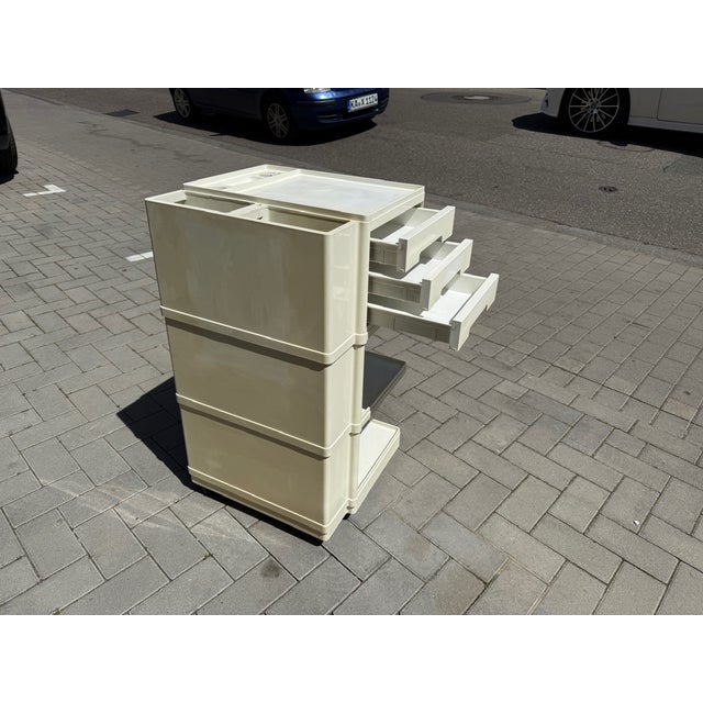 Large Vintage Space Age Container by Giovanni Pelis for Neolt, 1960s For Sale - Image 6 of 18