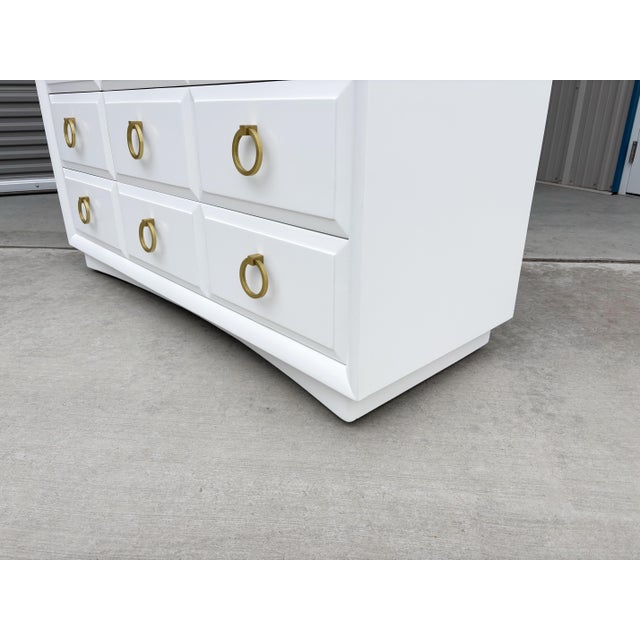 1960s Mid-Century White and Brass Nine-Drawer Dresser by t.h. Robsjohn-Gibbings for Widdicomb For Sale - Image 9 of 11