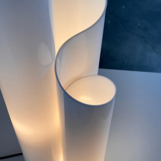 Metal Mezzachimera Table Lamp attributed to Vico Magistretti for Artemide, 1969 For Sale - Image 7 of 14