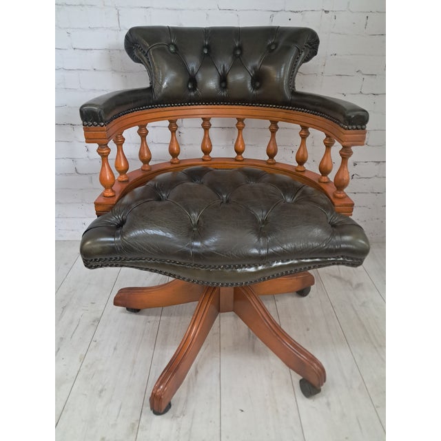 1980s Vintage Chesterfield Chair in Green Leather, 1980s For Sale - Image 5 of 17