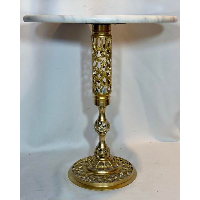 Maison Baguès Mid-20th Century French Style Reticulated Brass & Carrara Marble Drinks Table For Sale - Image 4 of 10