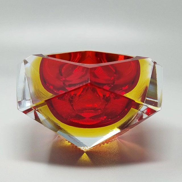 Vintage Italian Red and Yellow Ashtray by Flavio Poli for Seguso, 1960s For Sale - Image 7 of 7