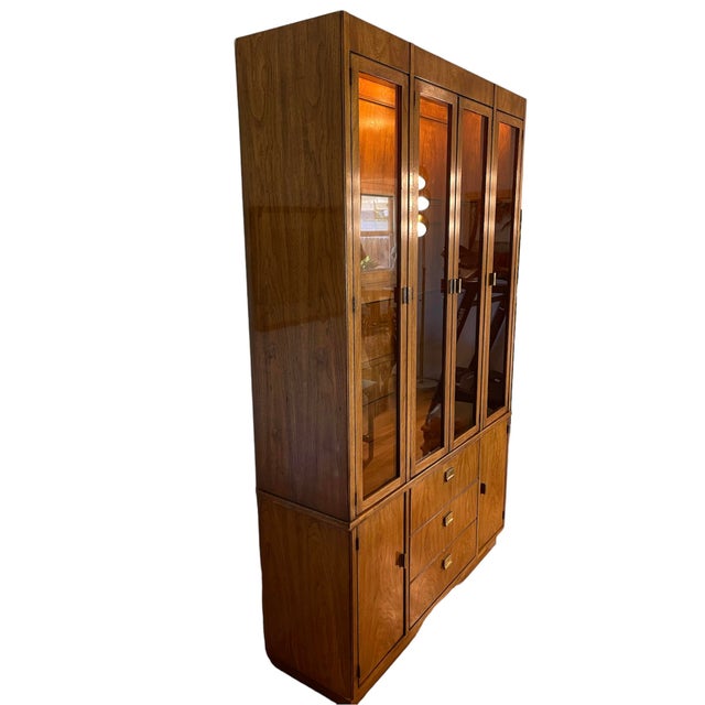 Mid-Century Modern 1970s Drexel Heritage Campaign Style Mid Century Modern China Cabinet For Sale - Image 3 of 12