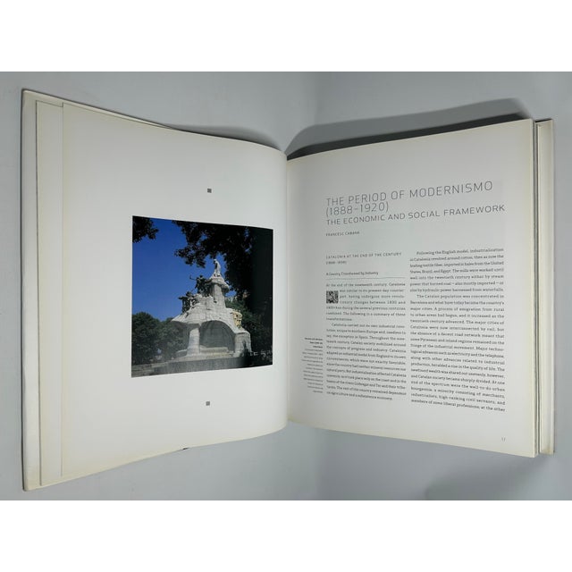 2000s Illustrated Folio, De Riquer Permanier's Modernismo: Architecture and Design in Catalonia - 1 Book For Sale - Image 9 of 18