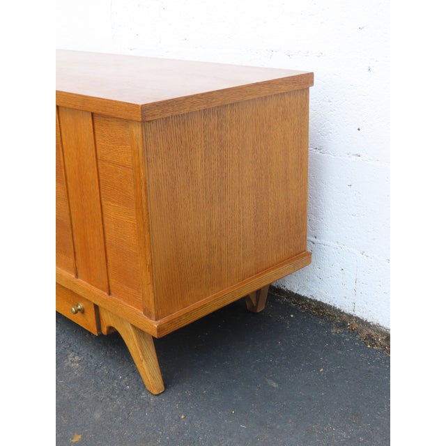 Lane Mid Century Modern Cedar Chest Blanket Trunk Bench With a Drawer 6587 For Sale - Image 15 of 16