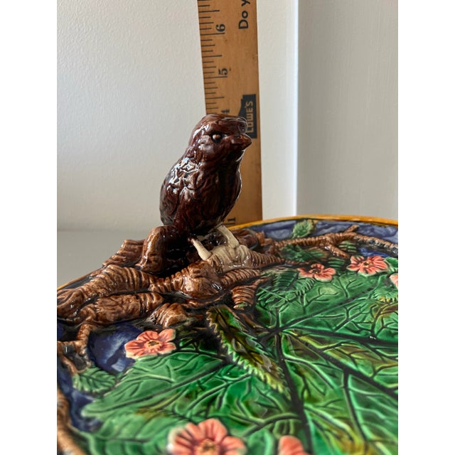 Ceramic Majolica Leaf Dish With Bird For Sale - Image 7 of 10